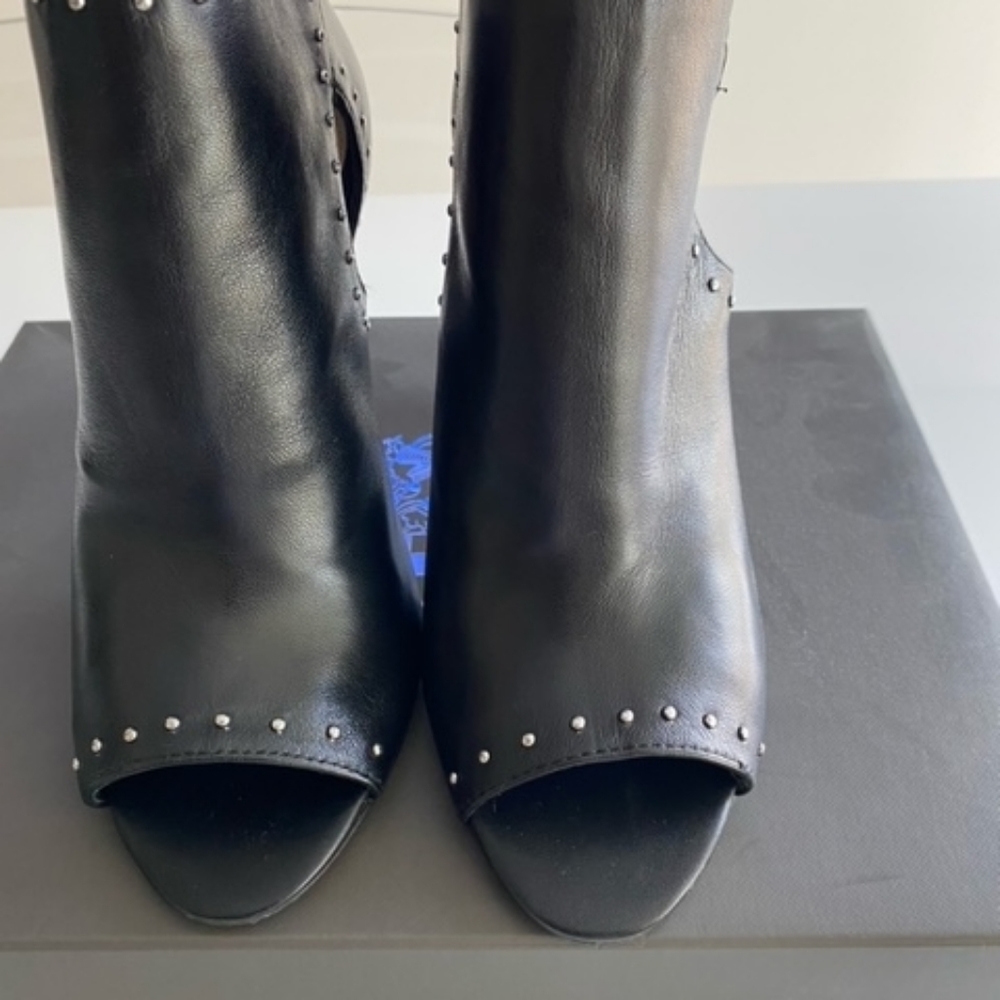 VINCE CAMUTO Leather Studded Open toe bootie-NEW